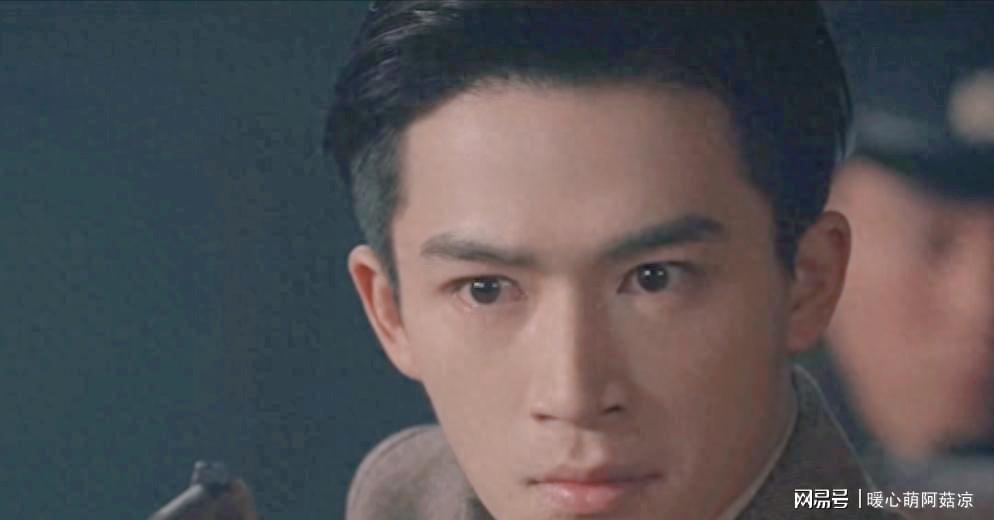 一场悬疑与惊悚的盛宴：《暗影侦探》带你走进民国迷雾封面图