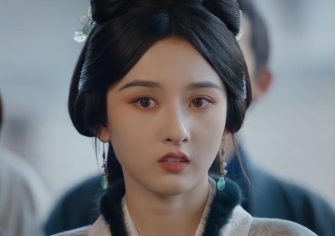 仅一小时，好评如潮！连追2集后，我敢打包票：这古装大剧必爆封面图