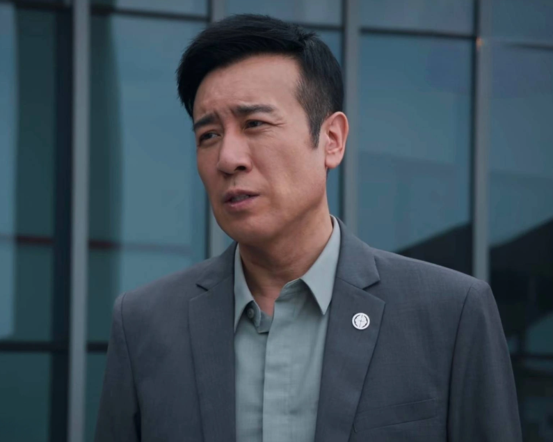 仅播5集，收视破2，一口气追完后我想说：能和《城中之城》媲美了封面图