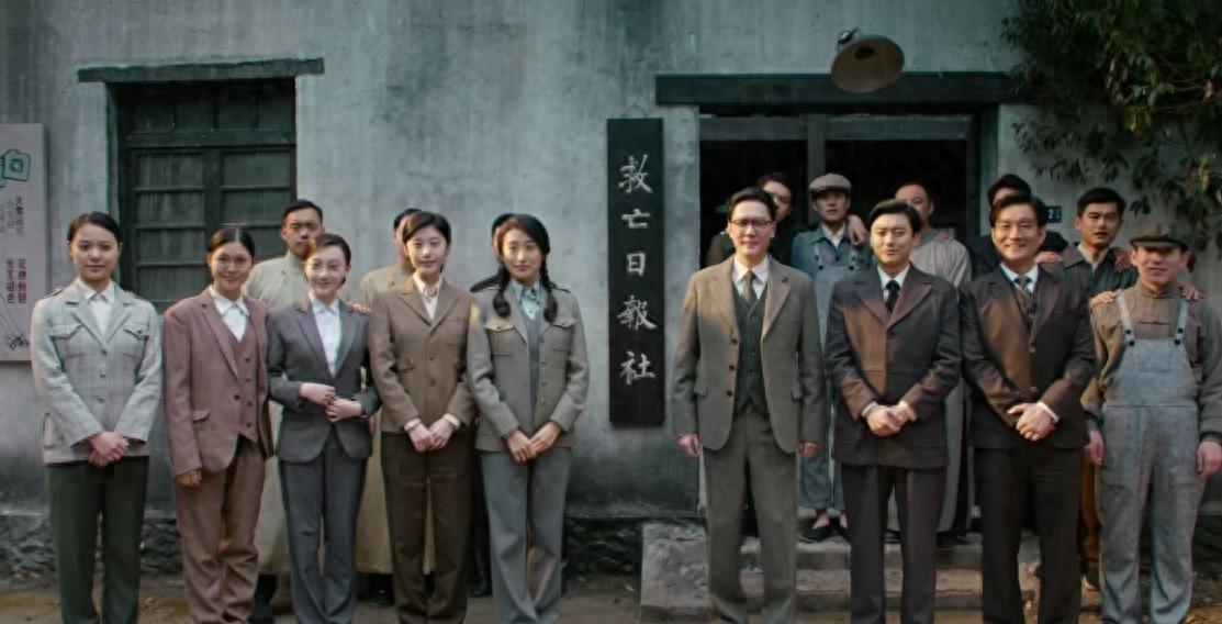 央视今晚开播！38集抗战历史剧来袭，演员阵容强大，又有好戏看了封面图