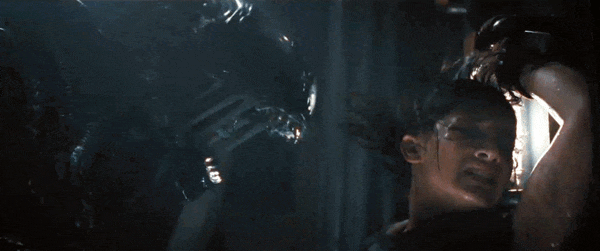 票房破19亿！漫威退下来3位演员，联手拍R级片，给老东家上了一课封面图