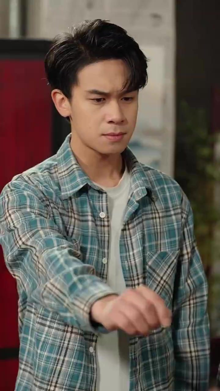 富贵还乡封面图