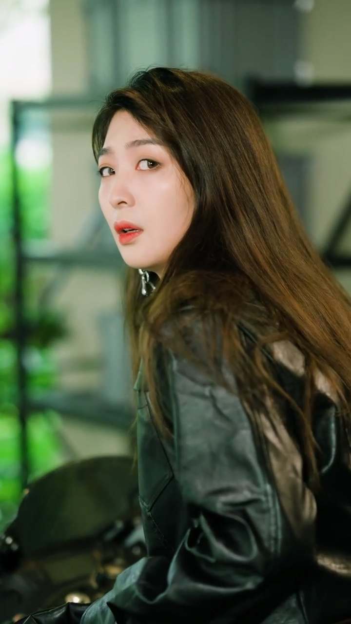 外卖小哥是龙神封面图