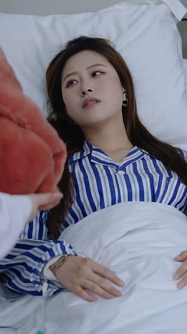 叶少的假面毒妻封面图